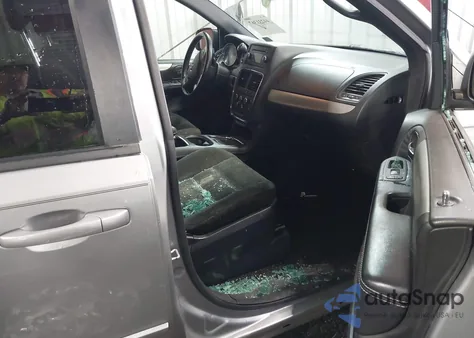 2015 Dodge Grand Caravan Sxt z USA, uszkodzony, nr VIN 2C4RDGCG7FR616578